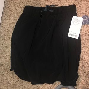 Lululemon On the Fly Skirt NEW WITH TAGS